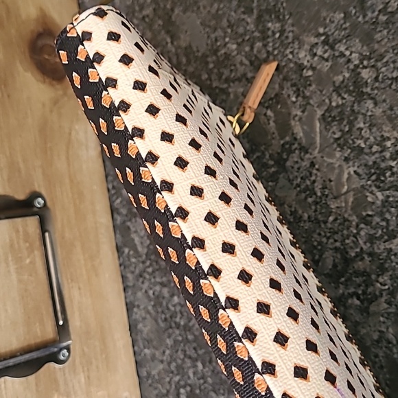 Fossil Zip Closure Wallet - Picture 8 of 10